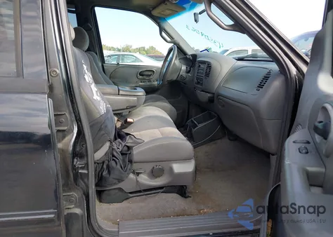 2002 Ford F-150 Lariat/Xlt from USA, damaged, VIN 1FTRW07662KA48643